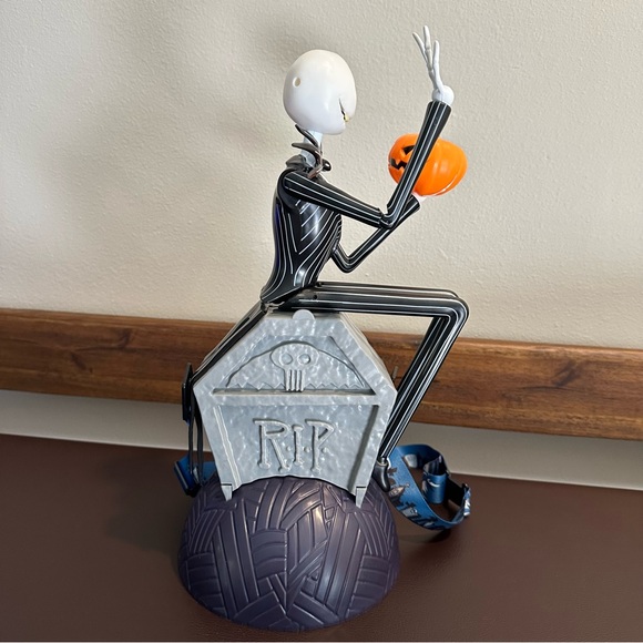 Disney Parks Jack Skellington & Zero Light Up Glow in the Dark Popcorn Bucket - Picture 8 of 13